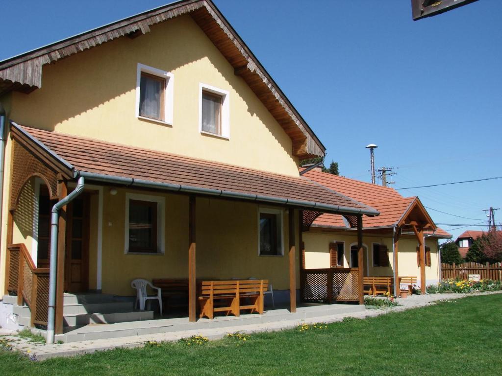 Benko Vendeghaz Otel Kiskutas Dış mekan fotoğraf