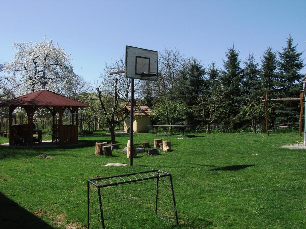 Benko Vendeghaz Otel Kiskutas Dış mekan fotoğraf